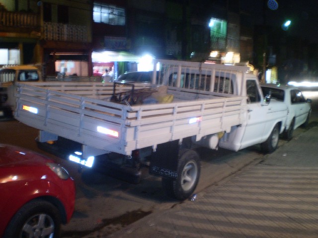 Foto 1 - Carretos em Santo Andr com caminhonete aberta